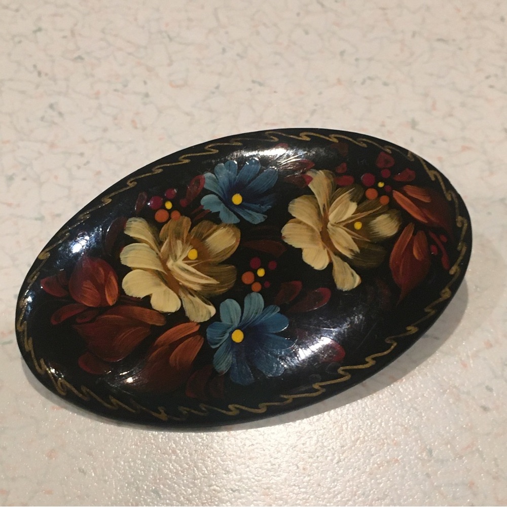 VTG Signed & Dated Russian Hand Painted Floral Black Lacquered Wood Brooch